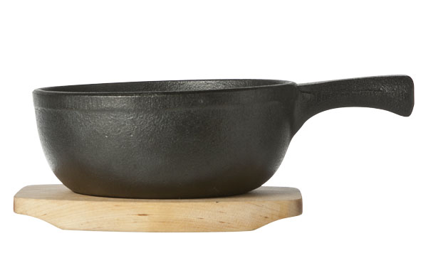 Pfanne 500ml aus Guss mit Servierbrett